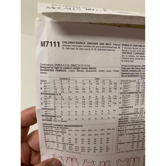 Mccalls Sewing Pattern M7111 Girls Dresses Size 7, 8, 10, 12, 14 Uncut 2015 Z8 - Picture 3 of 3